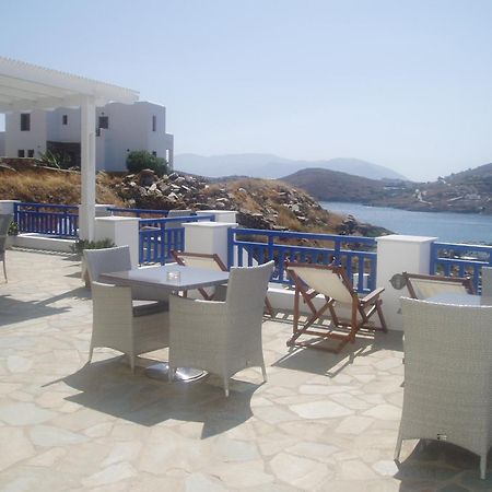 Rita'S Place Hotel Иос Хора Екстериор снимка